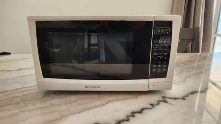 Microwave Oven