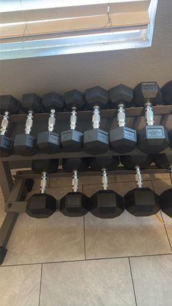 Hex dumbbell with rack