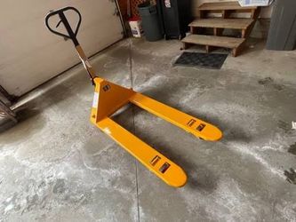 Pallet jacks: Narrow/6ft/low profile/48by27