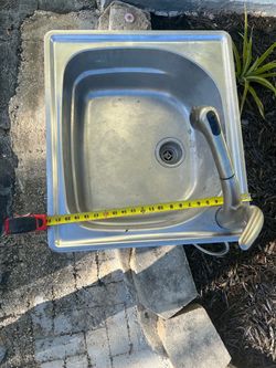 Kitchen sink