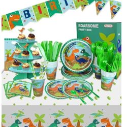 DINOSAUR PARTY DECORATIONS