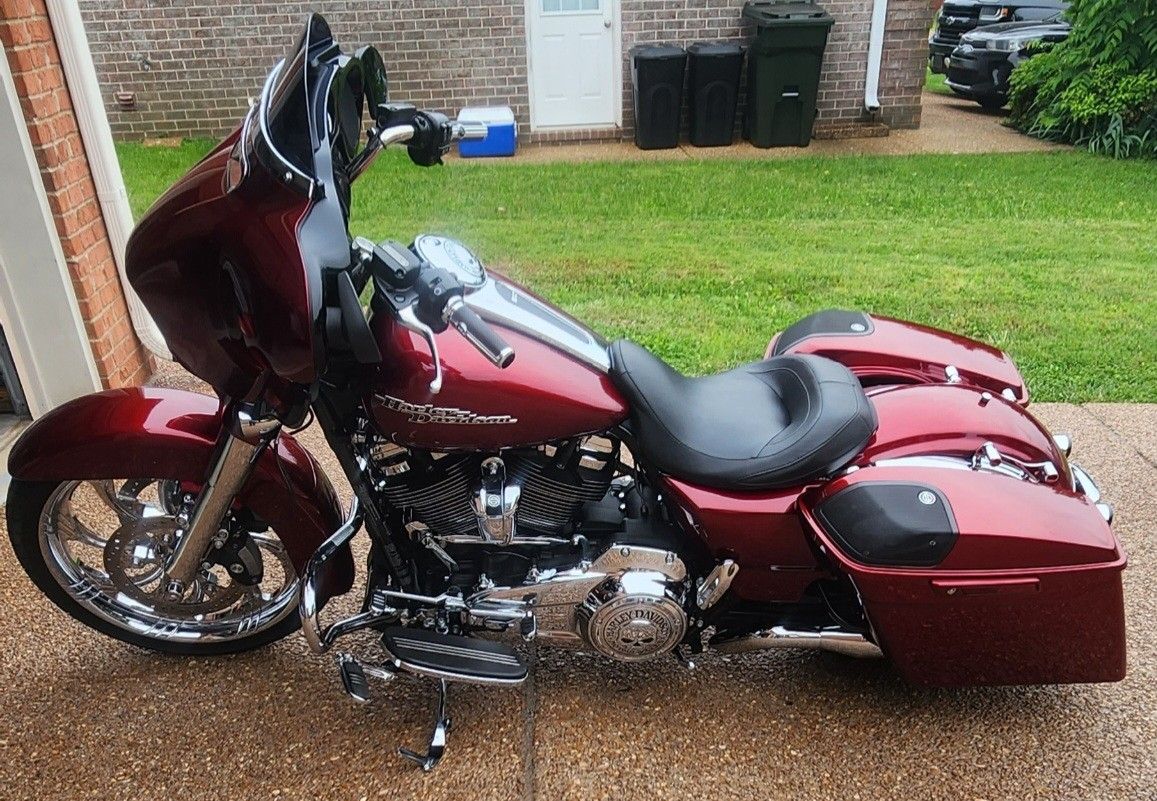 2017 Harley-Davidson Street Glide