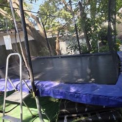 Trampoline 15 X 9 Feet 