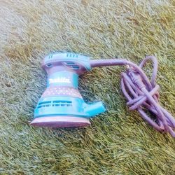 Makita Sander 