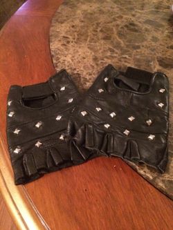 Very soft large gloves