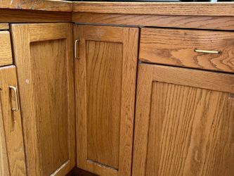 Free Kitchen cabinets