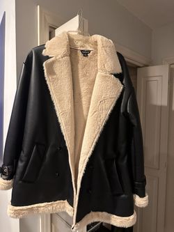Pretty Little Thing Black Faux Fur Trim Vintage Style Coat
