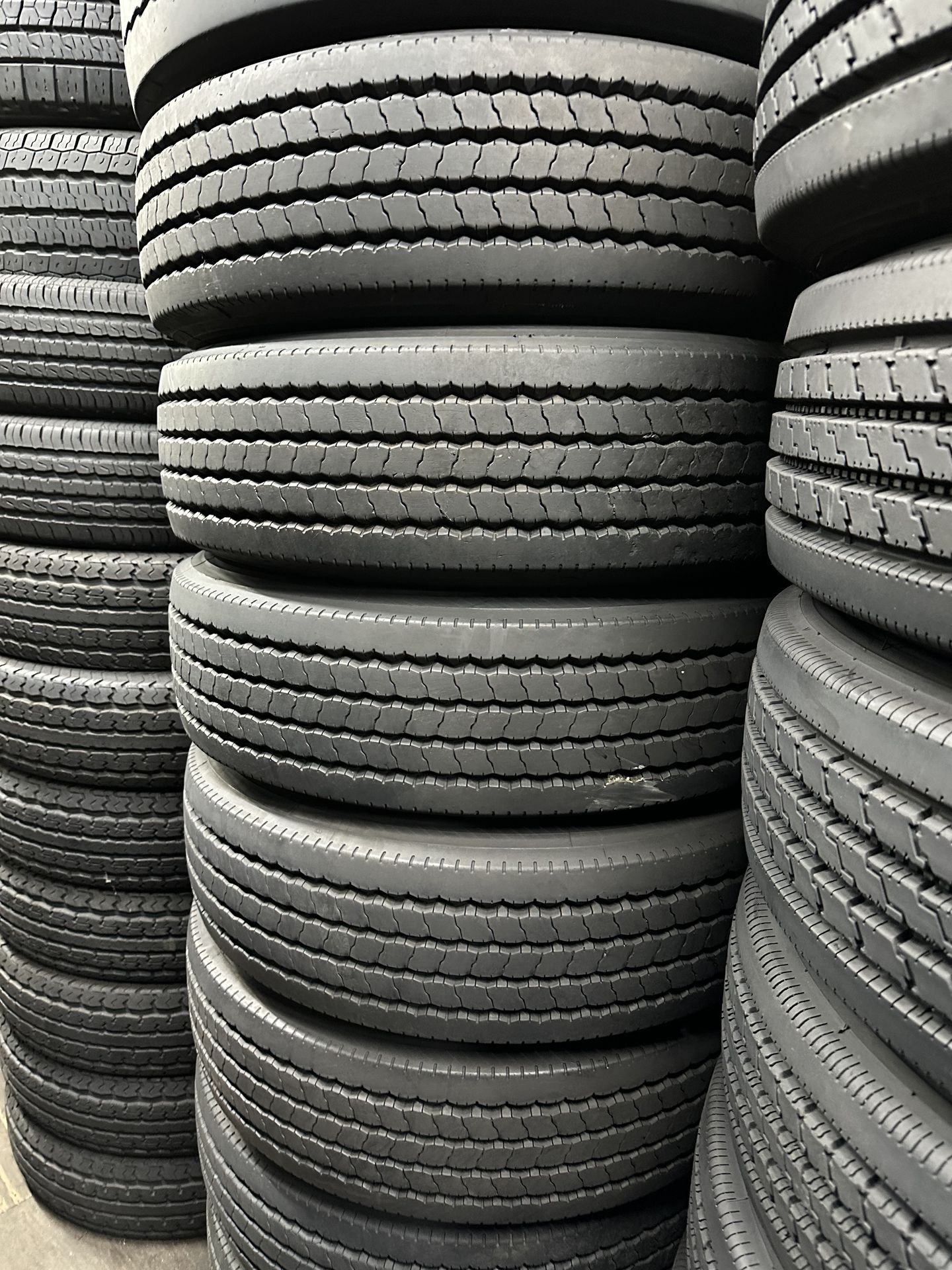 235/75/17.5 double coin