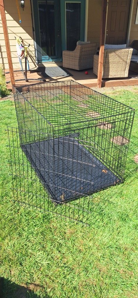 Large Dog Wire Kennel/Crate