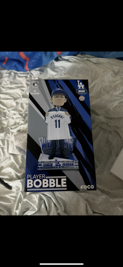 Roki and ohtani bobble heads