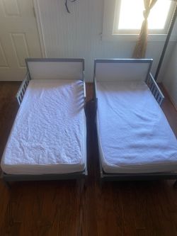 2 free toddler beds