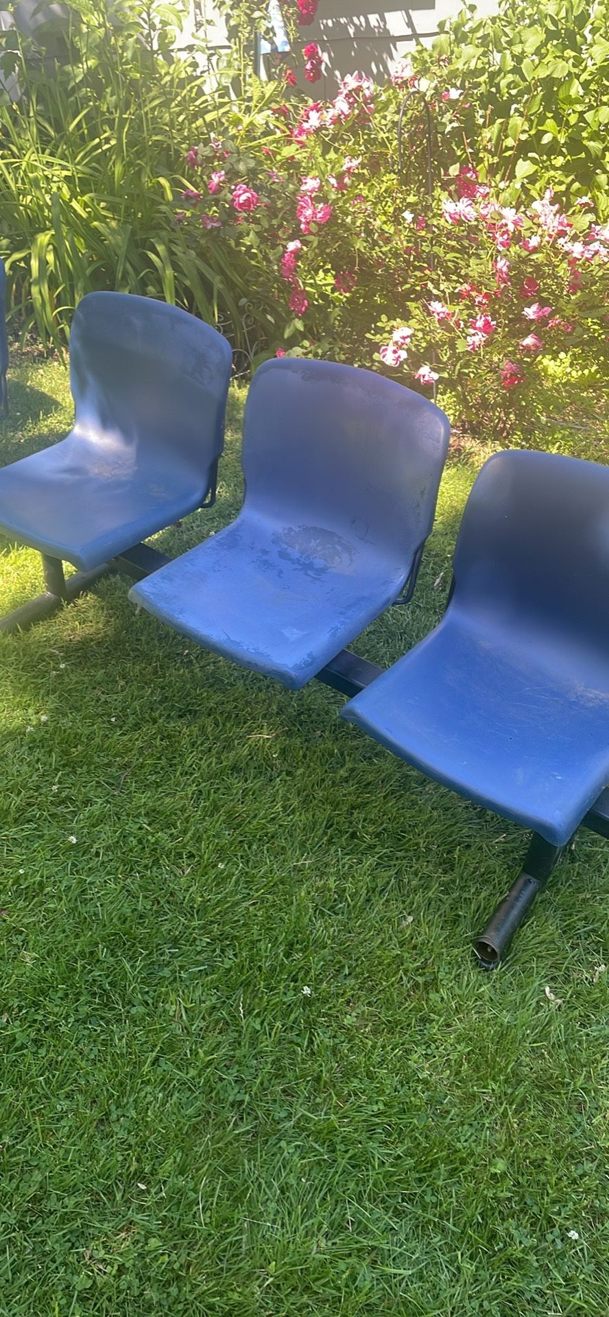 Outdoor Waiting Seats