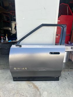 2022-2025 Rivian R1S - R1T Left Front Door OEM