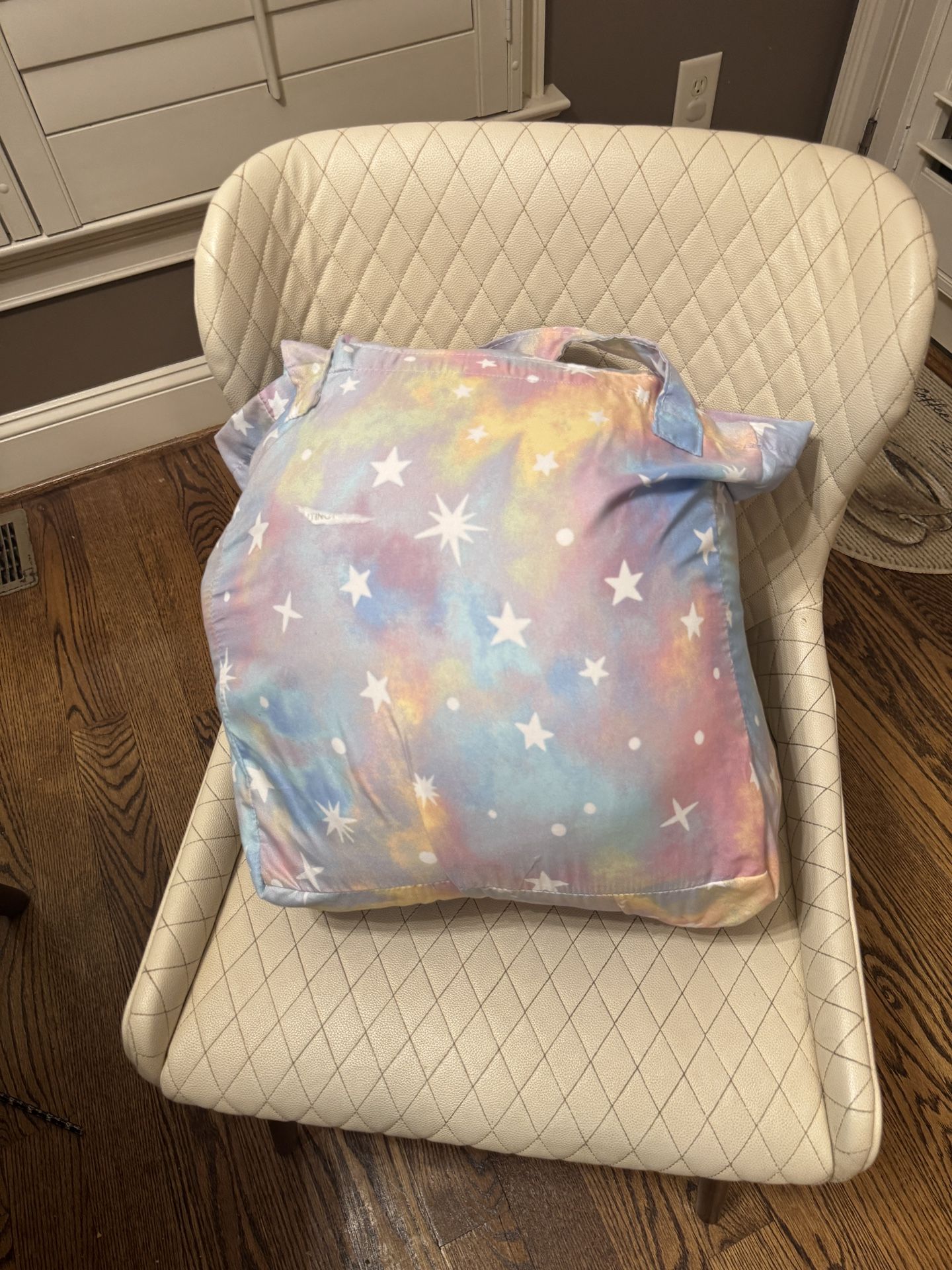 Twin Bed Comforter ( Pink Star Theme And Shark Theme)