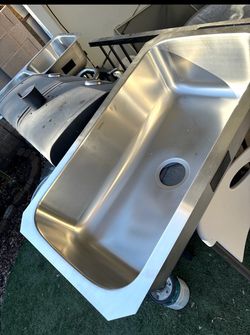 Kitchen sink