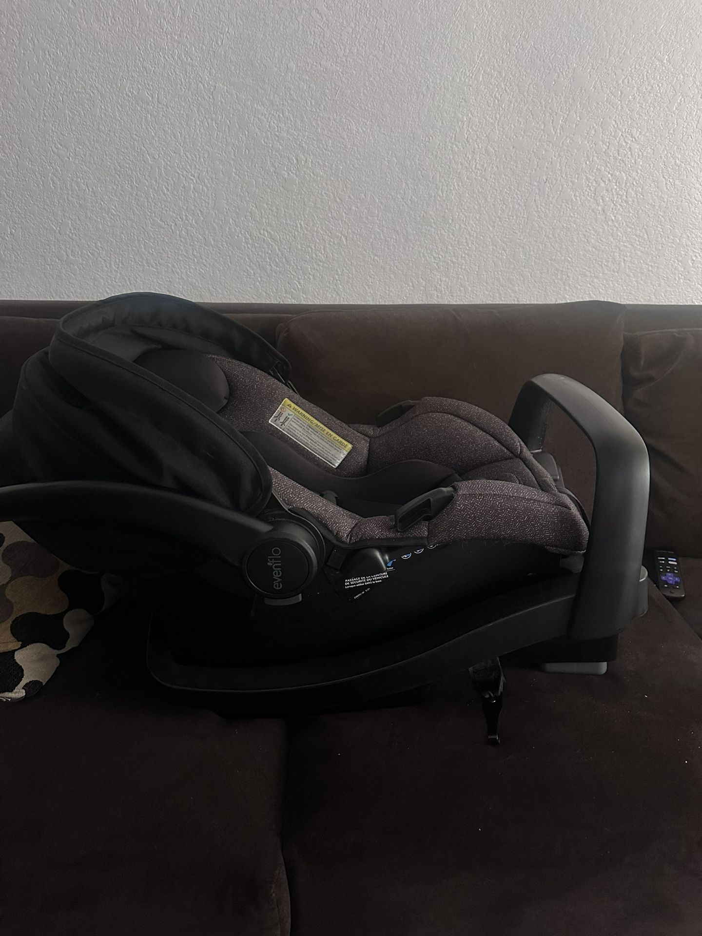 EvenFlo Infant Car seat