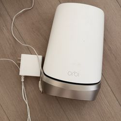 NETGEAR Orbi Quad-Band WiFi 6E Router