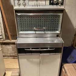 Frigidaire Imperial Custom Stove