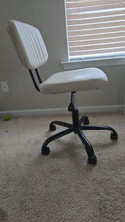 Adjustable Rolling Office/Vanity Chair – Beige