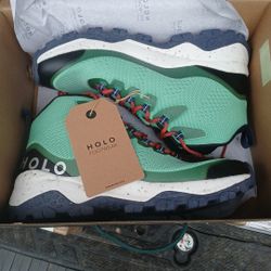 LADIES HOLO SHOES