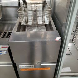 Used Frymaster 40 Lbs Fryer Natural Gas 