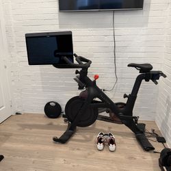 Peloton Bike+ (Plus) 