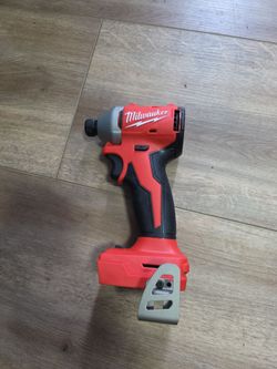 Milwaukee impact Drill