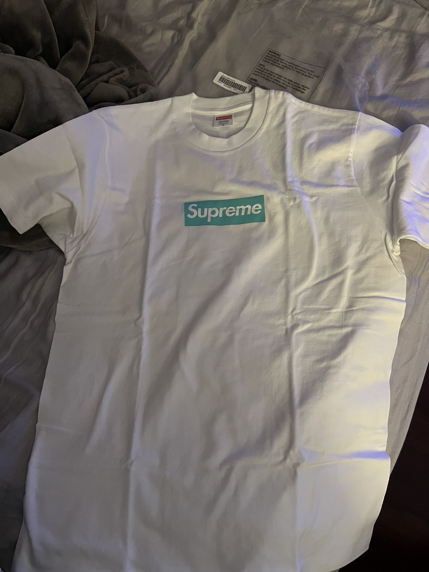 Tiffany & Co Supreme Box Logo Tee Size medium