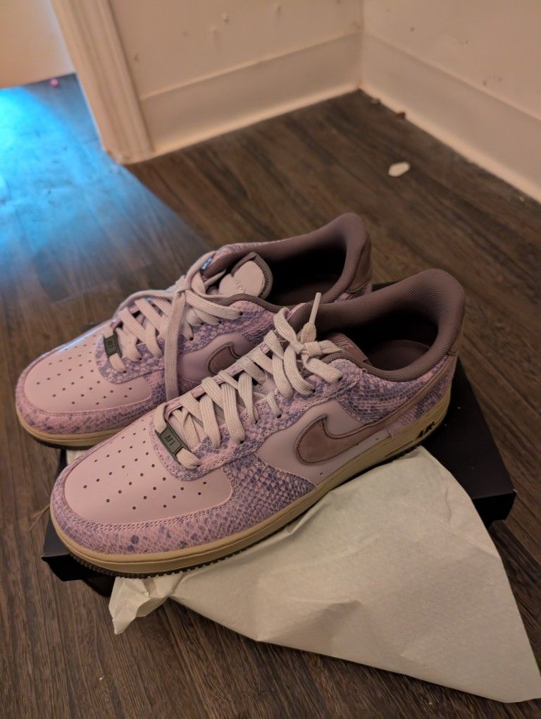 10.5 - 11
