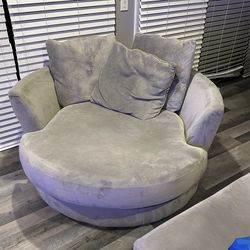 Swivel Chair, Light Gray