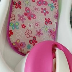 Baby Bath W  Nozel And Infant