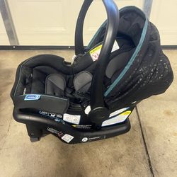 Baby car seat by Graco