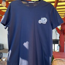 Moncler T-shirt