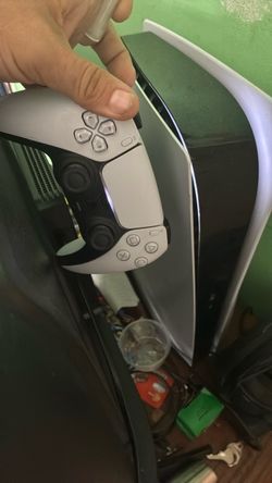 Ps5 console 1TB  and controller for sale 10 games already on  hard drive