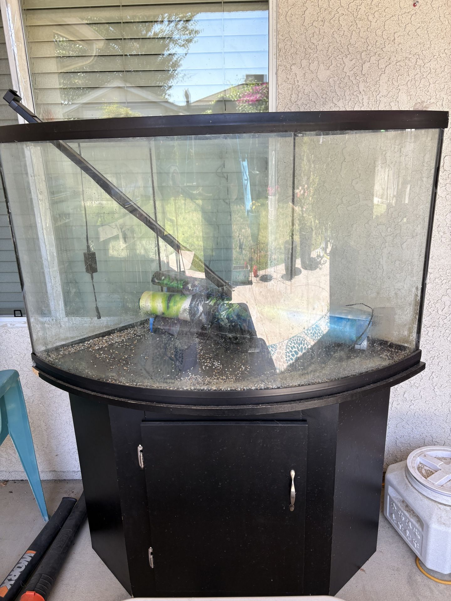 45 Gallon corner Aquarium