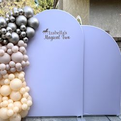 Backdrops With Balloon Garland 