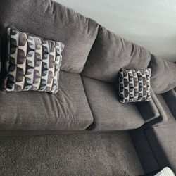 Ashley Furniture Avelton Sofa & Chaise 