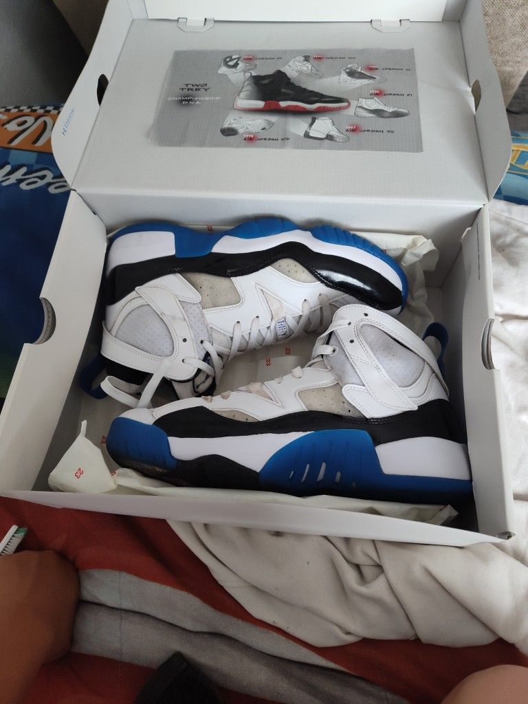 Jordan Jumpman Two Trey Size 10