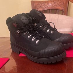 Black Timberlands 