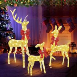 Set Of 3 Family Deers Christmas Decorations 