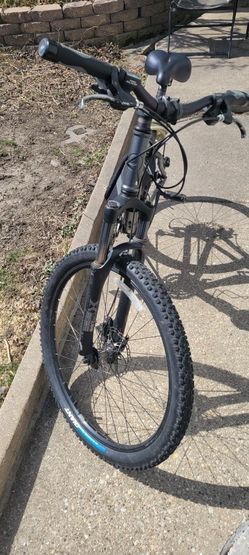 Giant mountain bike 18 inch frame sale