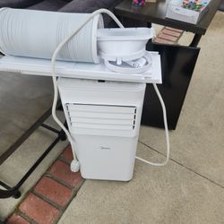 Midea Portable Air Conditioner 