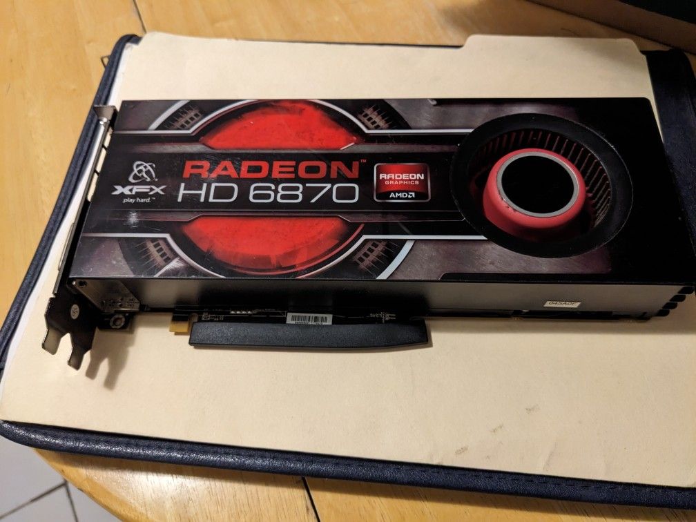 Radeon HD 6870
