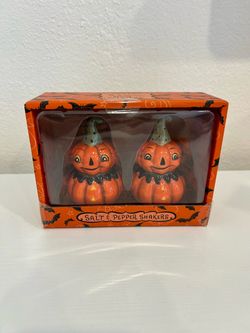 Johanna Parker salt pepper shakers