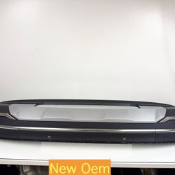 2020-2024 AUDI Q7 Rear Bumper Bumper Components Spoiler NEW OEM