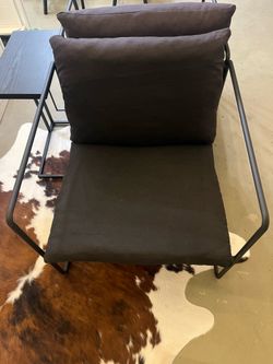 Set of 2 Mid Century Modern Black Accent Lounge Chairs