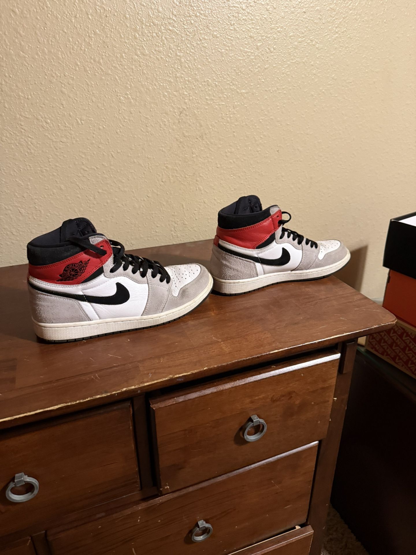 Jordan One Smoke Grey