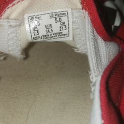 Vans Off the wall $20.00 O/B, Size 5