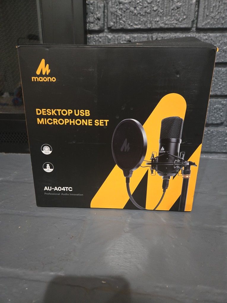 Podcasting Desktop USB Microphone Set 
