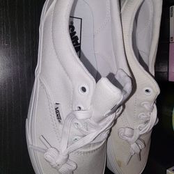 White Van's Size 7